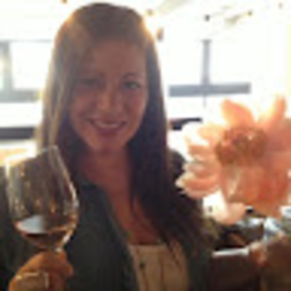 Meet your Posher, Nora - Picture 1 of 1